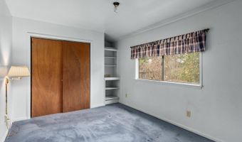 506 La Tierra Dr, Angwin, CA 94508