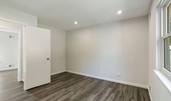109 Schooner Ave, Barnegat, NJ 08005