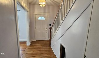 207 E 3rd St, Augusta, KY 41002