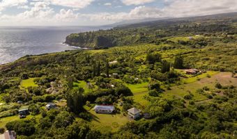601 N Honokala Rd B, Haiku, HI 96708