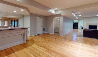 9629 EAGLE RIDGE Dr, Bethesda, MD 20817