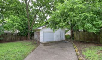 709 E 12th St, Baxter Springs, KS 66713