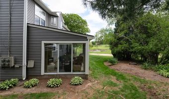 18 Pond Ct B, North Providence, RI 02904