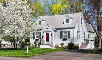 65 Maple St, Darien, CT 06820