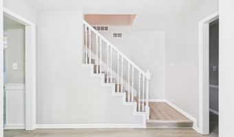 2126 Tartan Rd, Anderson, IN 46012