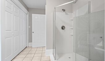 1376 Goodyear Blvd, Akron, OH 44305