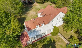 802 S Center St, Ashland, VA 23005