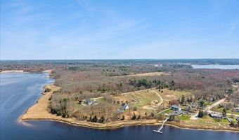 8 Ferry Ln, Berkley, MA 02779