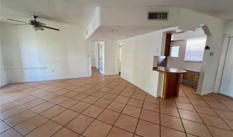 2825 NE 201st Ter M214, Aventura, FL 33180