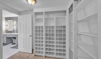1400 Maria Elena Dr, Las Vegas, NV 89104