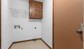 W2527 SKYVIEW Court, Appleton, WI 54915
