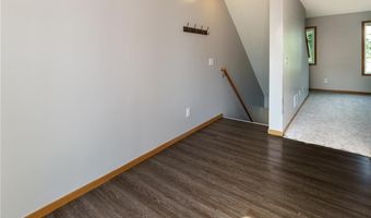 15546 Foghorn Ln, Apple Valley, MN 55124