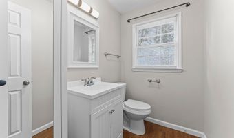 412 2nd St, Apex, NC 27502