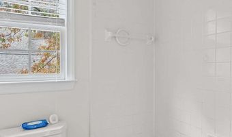 7260 Fawn Lake Dr, Alpharetta, GA 30005