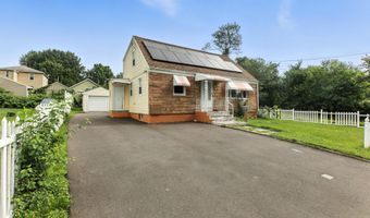 34 Gilbert Ave, Bloomfield, CT 06002