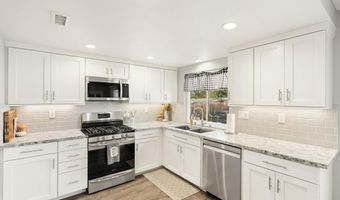 2412 Lake Forest St, Escondido, CA 92026