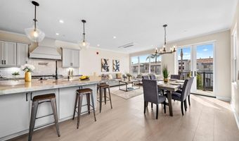 812 N Cleveland St 3, Oceanside, CA 92054
