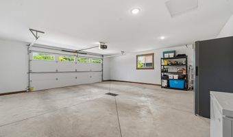 1515 Geneva Rd NE, Alexandria, MN 56308