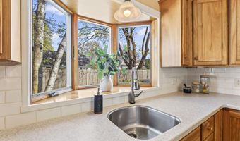 17 US Route One, Falmouth, ME 04105