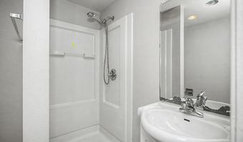 703 Meadow Pl, Ames, IA 50010