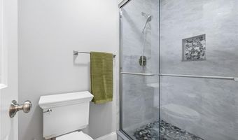 3 Connor Ln, Barrington, RI 02806