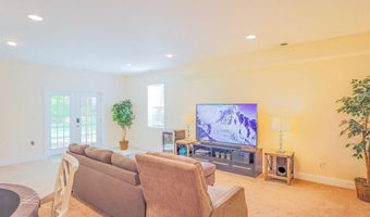 7313 BYRNELEY Ln, Annandale, VA 22003