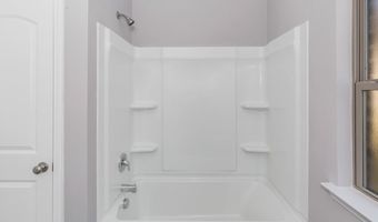 1264 EIDSON St, Athens, AL 35611
