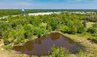 Noseff Drive, Batesville, MS 38606