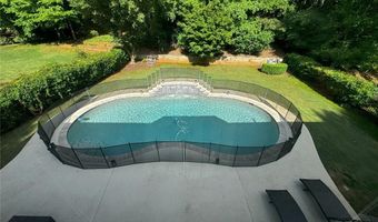 1025 Beacon Hill Xing, Alpharetta, GA 30005