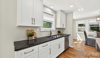 1204 Meadow Ln, Charlotte, NC 28205
