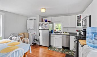 28 Gardner St, Arlington, MA 02474