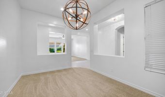 561 W YELLOWSTONE Way, Chandler, AZ 85248