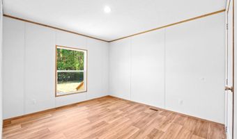 112 Star Dr, Belton, SC 29627