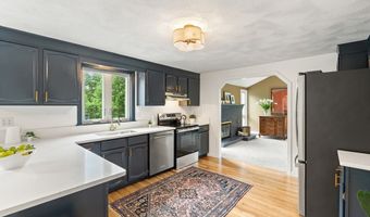 3 Penni Ln, Andover, MA 01810