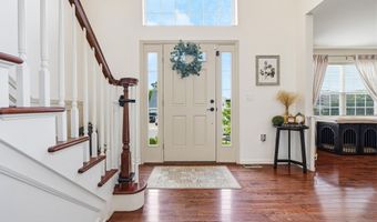 5 Tradewinds Ave, Barnegat, NJ 08005