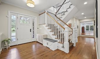 76 Culberson Rd, Basking Ridge, NJ 07920