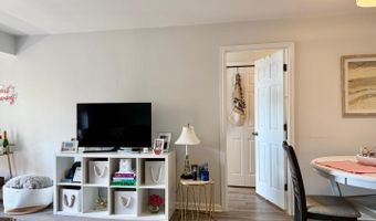 1301 N COURTHOUSE Rd #902, Arlington, VA 22201