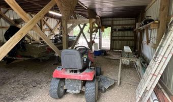 590 TOWBOAT Ln, Adamsville, TN 38310