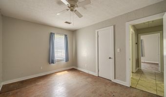 114 S PARKWAY Ave, Bethel Springs, TN 38315