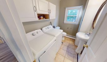 149 Dartmouth St, Bangor, ME 04401