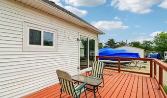 38717 N Lake St, Antioch, IL 60002