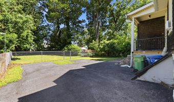 3811 WOODBINE Ave, Baltimore, MD 21207