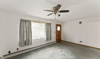 6 Sunrise Rd, Danbury, CT 06810