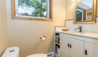 102 Ross Gdn NW, Alexandria, MN 56308