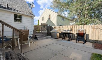 807 11th Ave NW, Austin, MN 55912