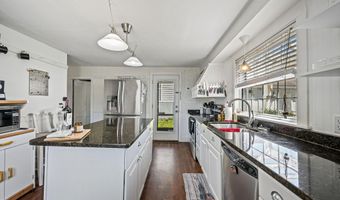 113 DELAWARE Ave, Bridgeville, DE 19933