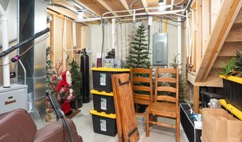 2759 COUNTY ROAD EE, Abrams, WI 54101