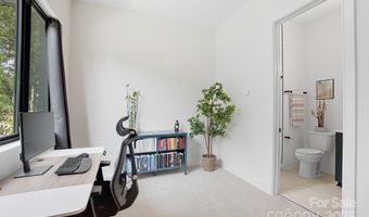 1003 Zinc Ln, Charlotte, NC 28205