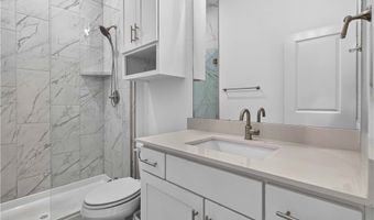 5101 SW Bedford Rd, Bentonville, AR 72713