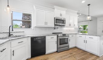 111 Hayden Dr, Beebe, AR 72012